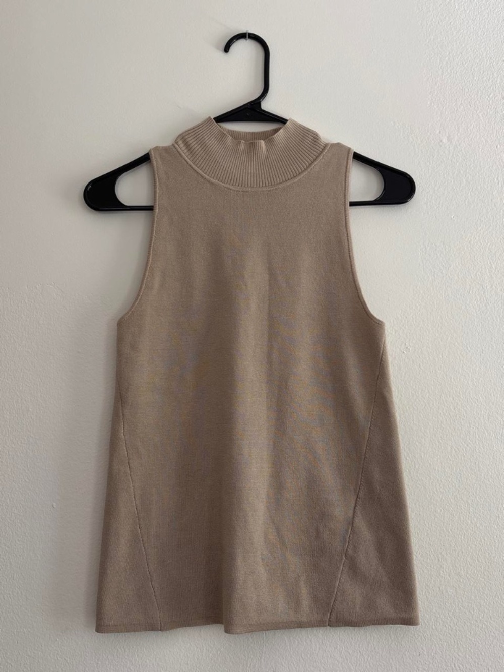 Banana Republic Business Casual Turtle Neck Tank